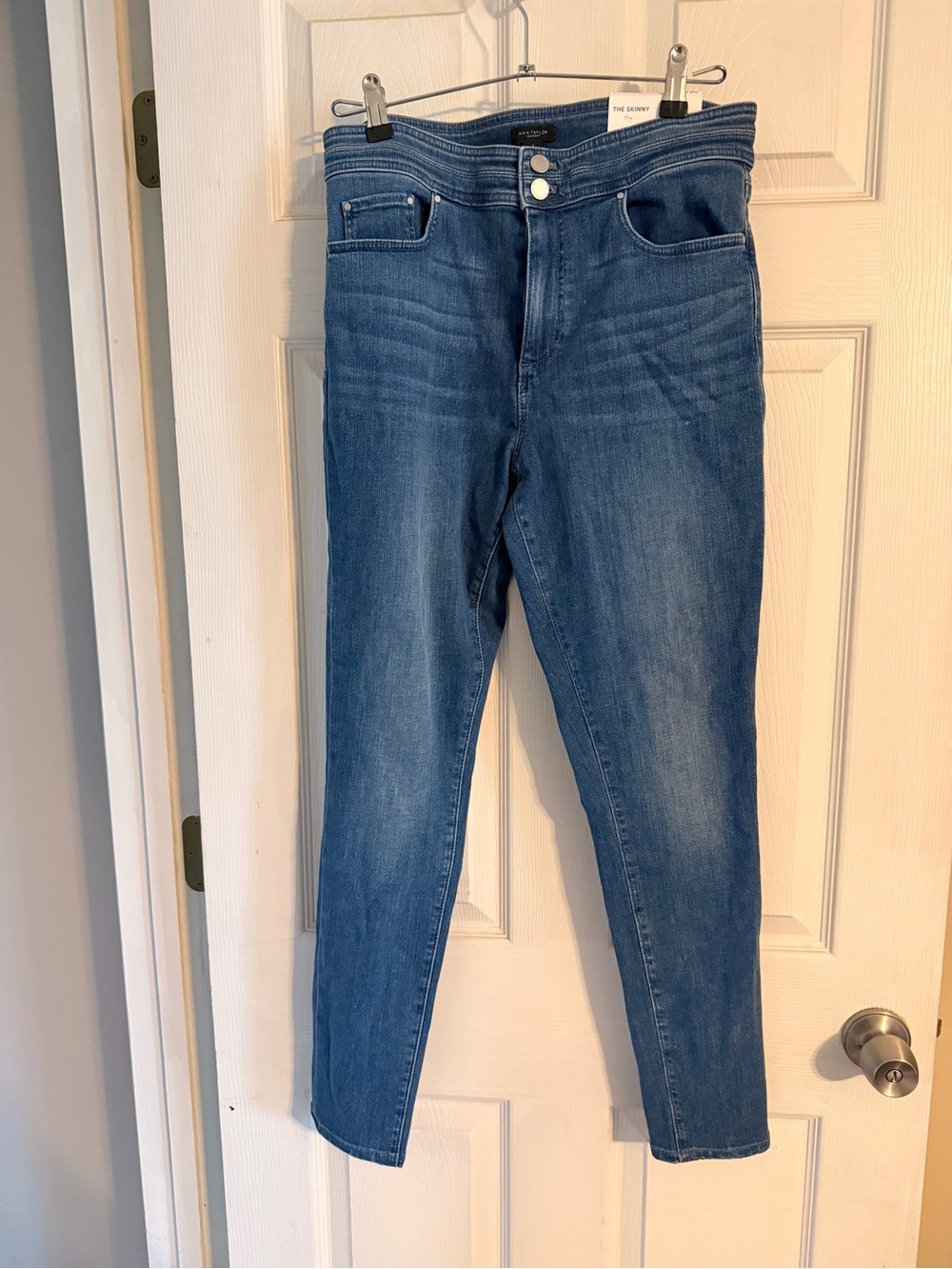 Ann Taylor Slim Dark-Mid Blue Skinny Jeans